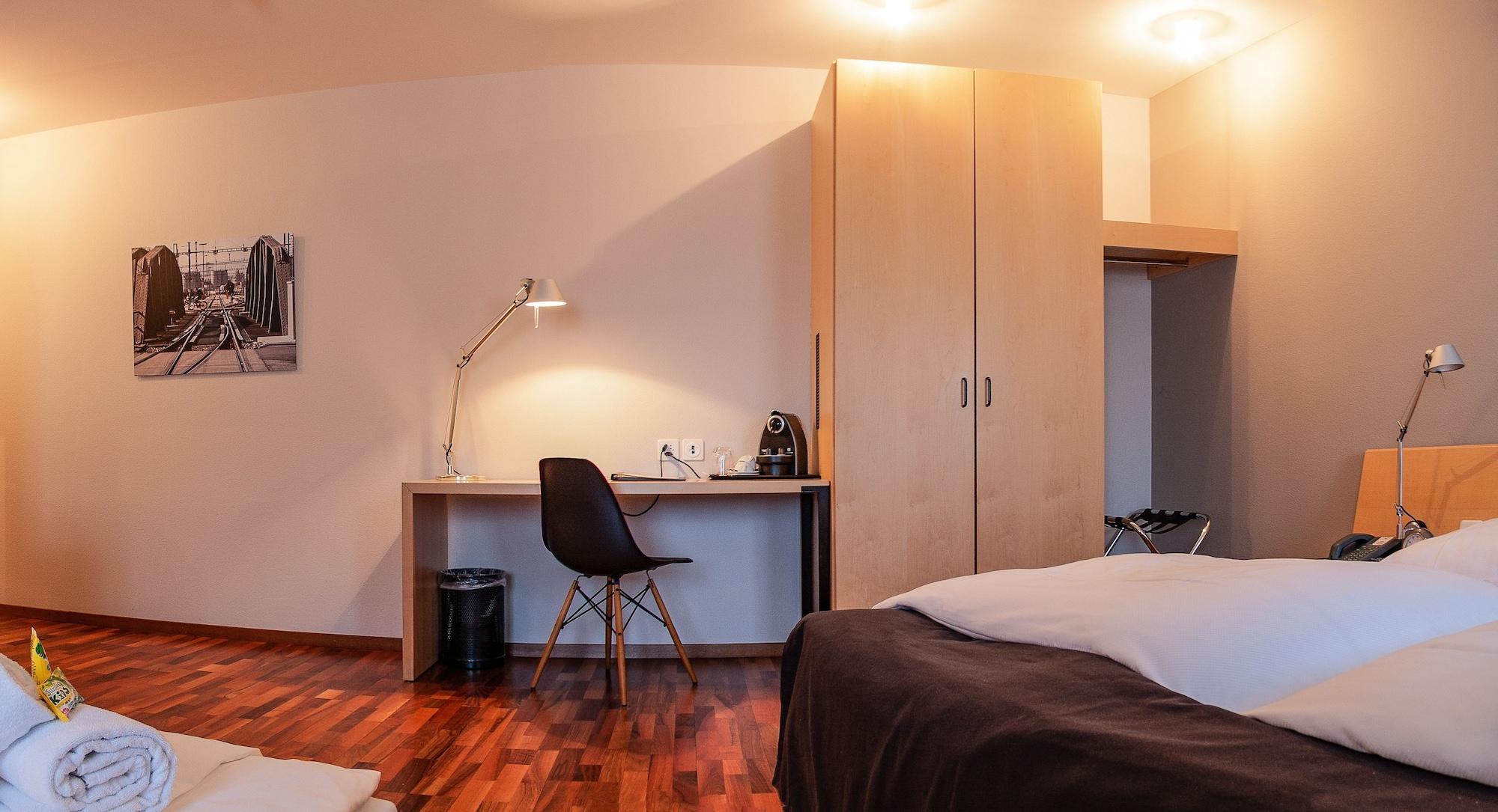 Royal Hotel - Urban Living Bázel Kültér fotó