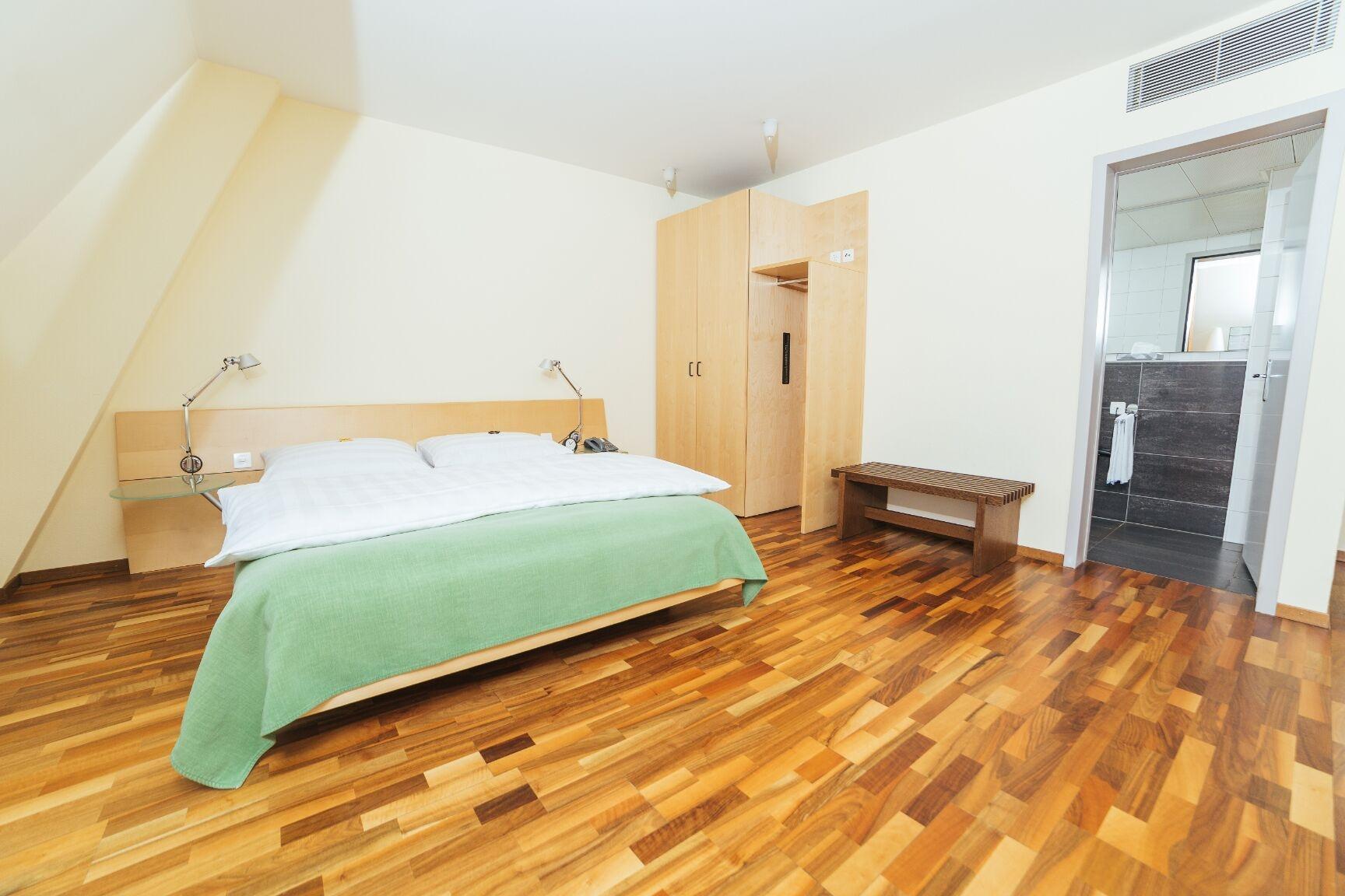 Royal Hotel - Urban Living Bázel Kültér fotó