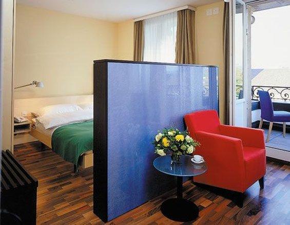 Royal Hotel - Urban Living Bázel Kültér fotó